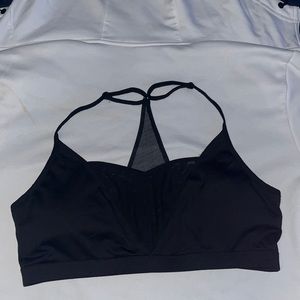 Black SO sports bra